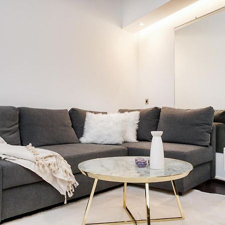 Appartement Place Des Lices Avec Parking Saint-Tropez Esterno foto