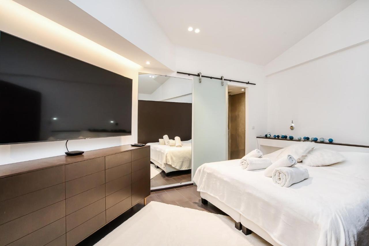 Appartement Place Des Lices Avec Parking Saint-Tropez Esterno foto