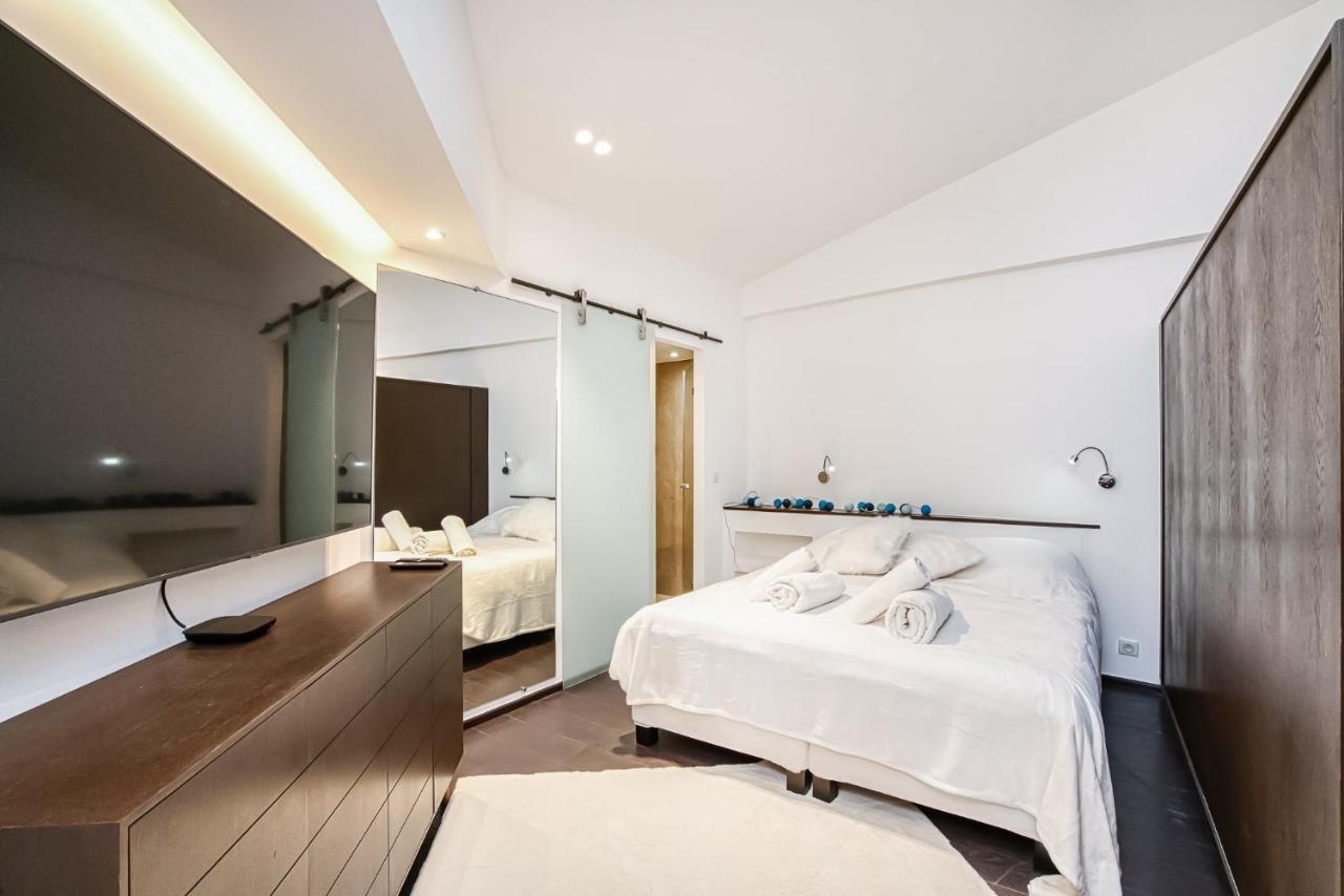 Appartement Place Des Lices Avec Parking Saint-Tropez Esterno foto