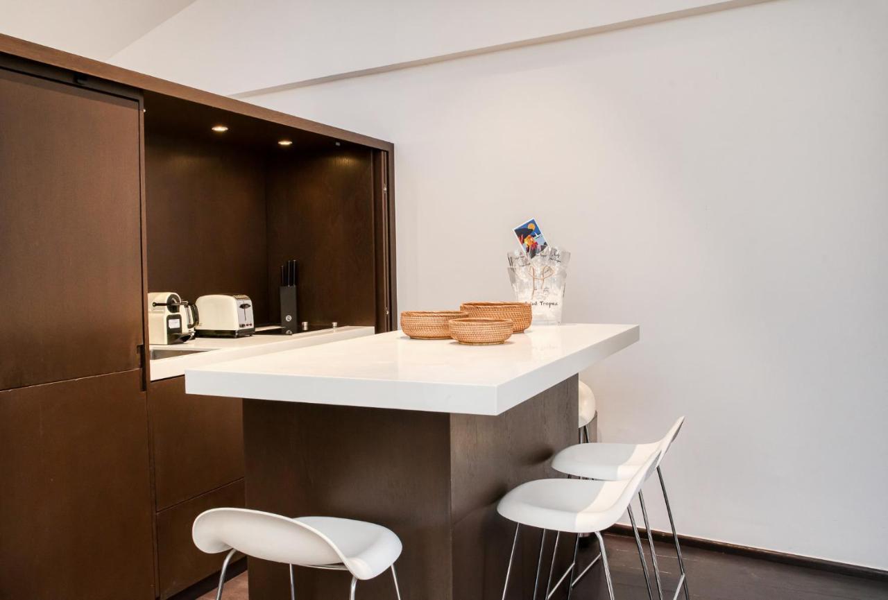 Appartement Place Des Lices Avec Parking Saint-Tropez Esterno foto